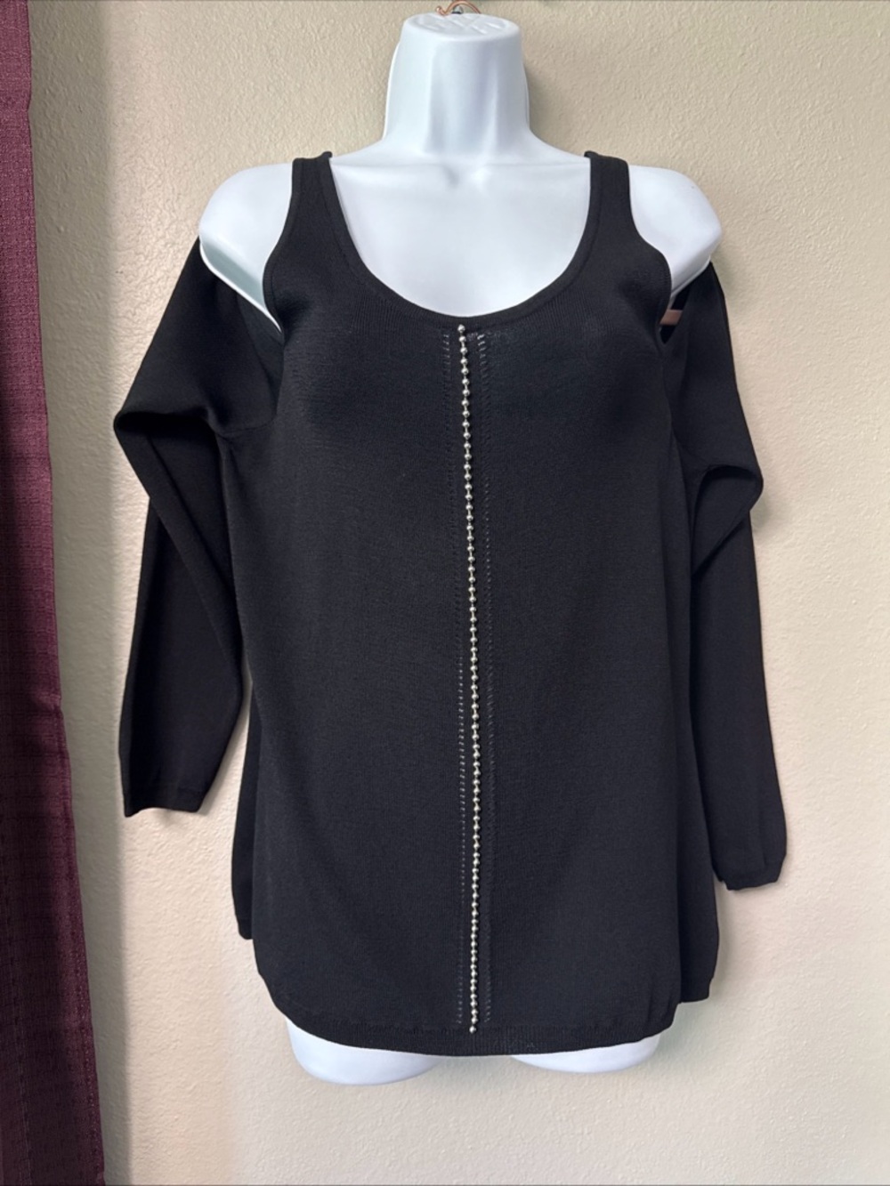 #793 Jennifer Lopez Black Embellished Cold Shoulder Top Size Extra Large